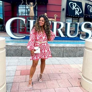 Meet your Posher, Dana